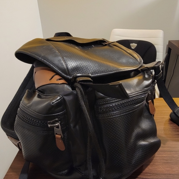 Authentic Coach Leather Backpack - Picture 2 of 6
